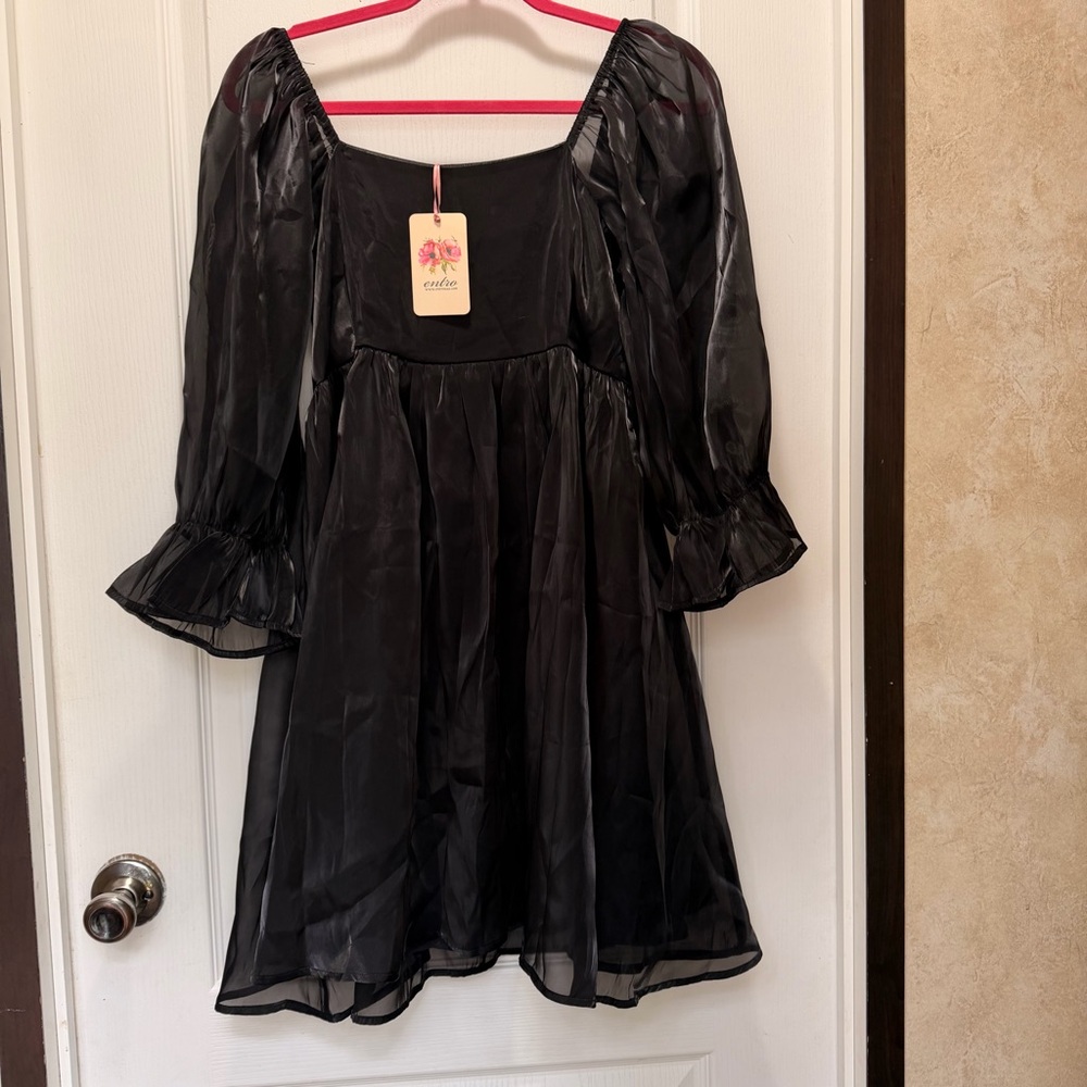 Entro Black Dress